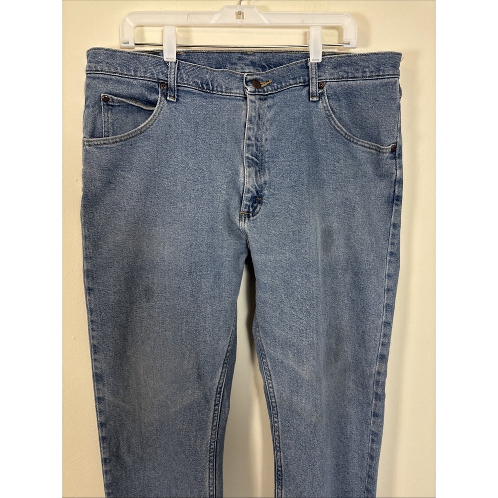 Wrangler Jeans Men's 38X30 Blue Denim Cowboy Cut Western Straight Leg Light Wash - Picture 2 of 12